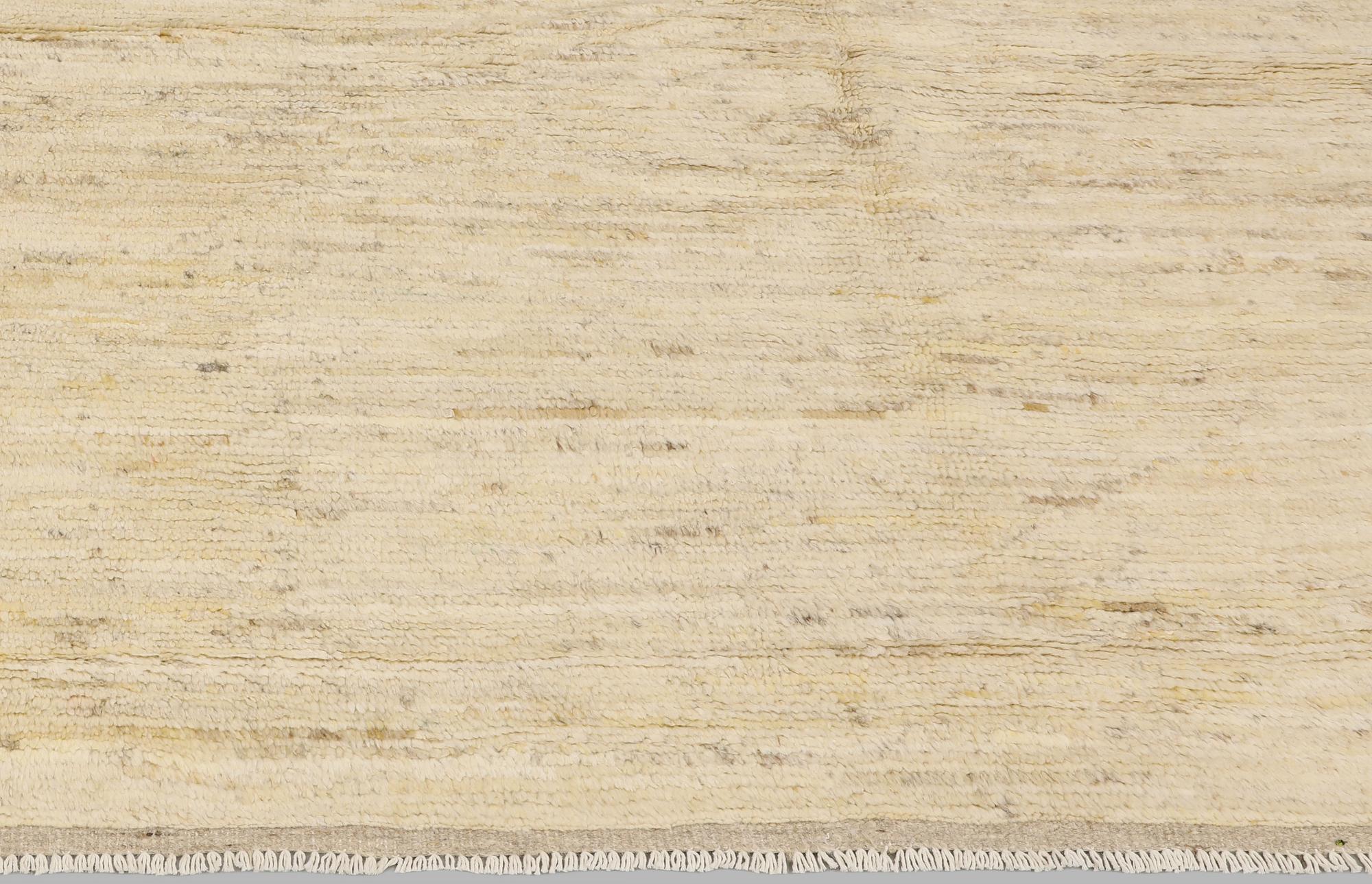 Matta, Marocko design, ca 292 x 258 cm.