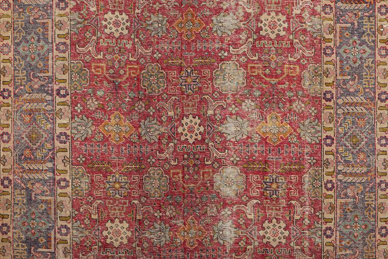 A carpet, Persian, Vintage Design, ca 280 x 190 cm.