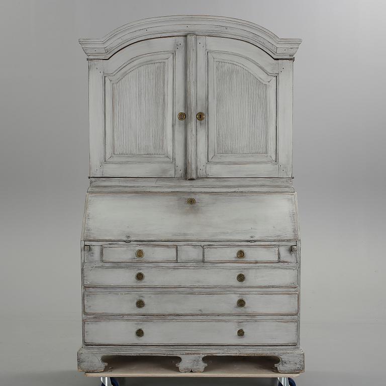 SKÅP, gustaviansk stil. 1800-tal.