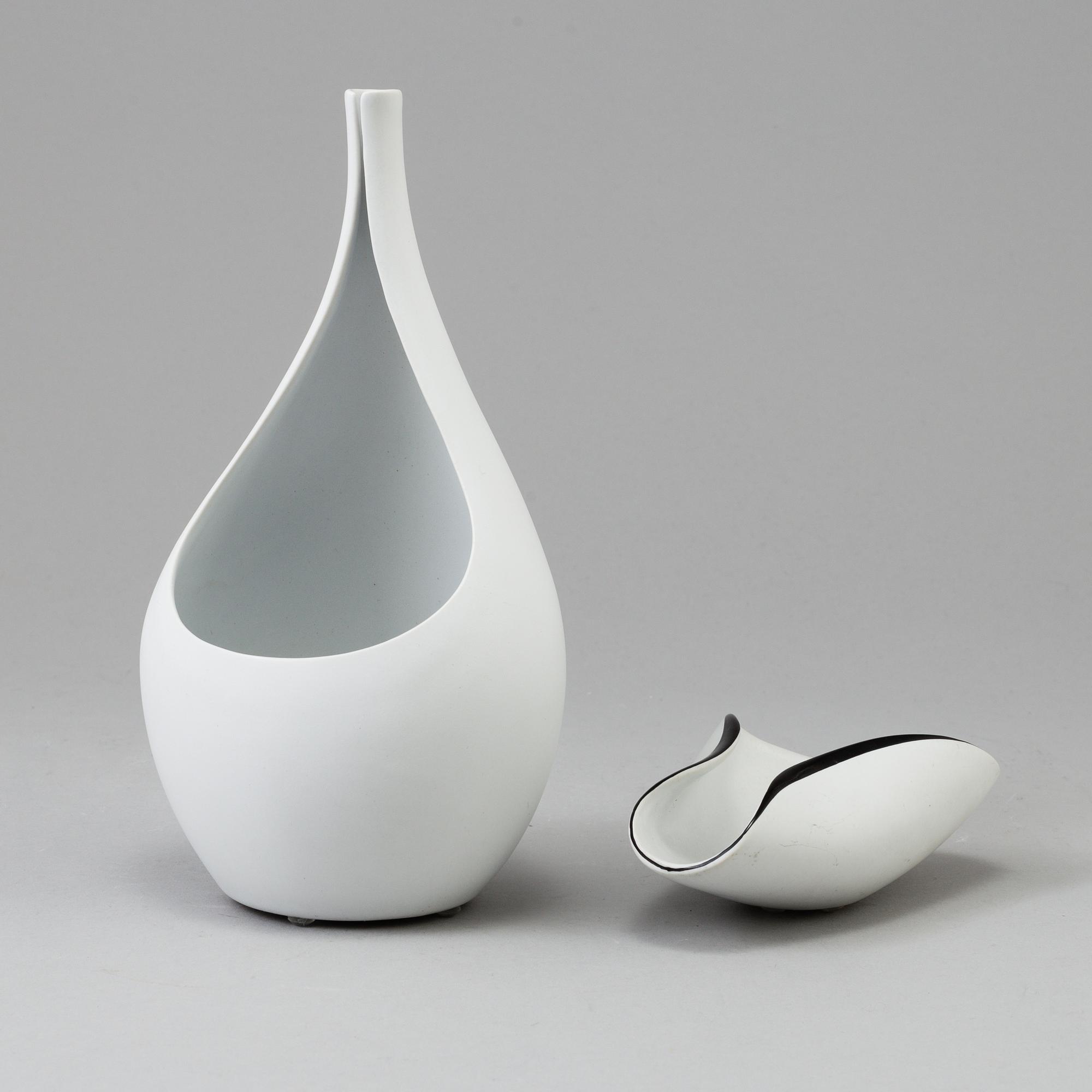 STIG LINDBERG, a 'Pungo' vase and 'Vecka' bowl from Gustavsberg.