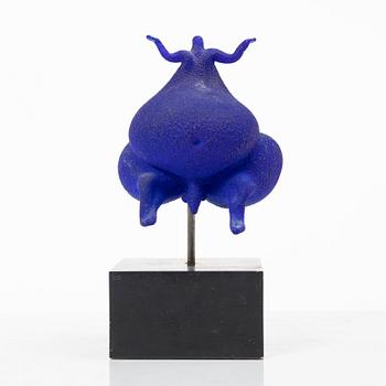Kjell Engman, a sculpture, 'Blå Folket', Kosta Boda Atelier.