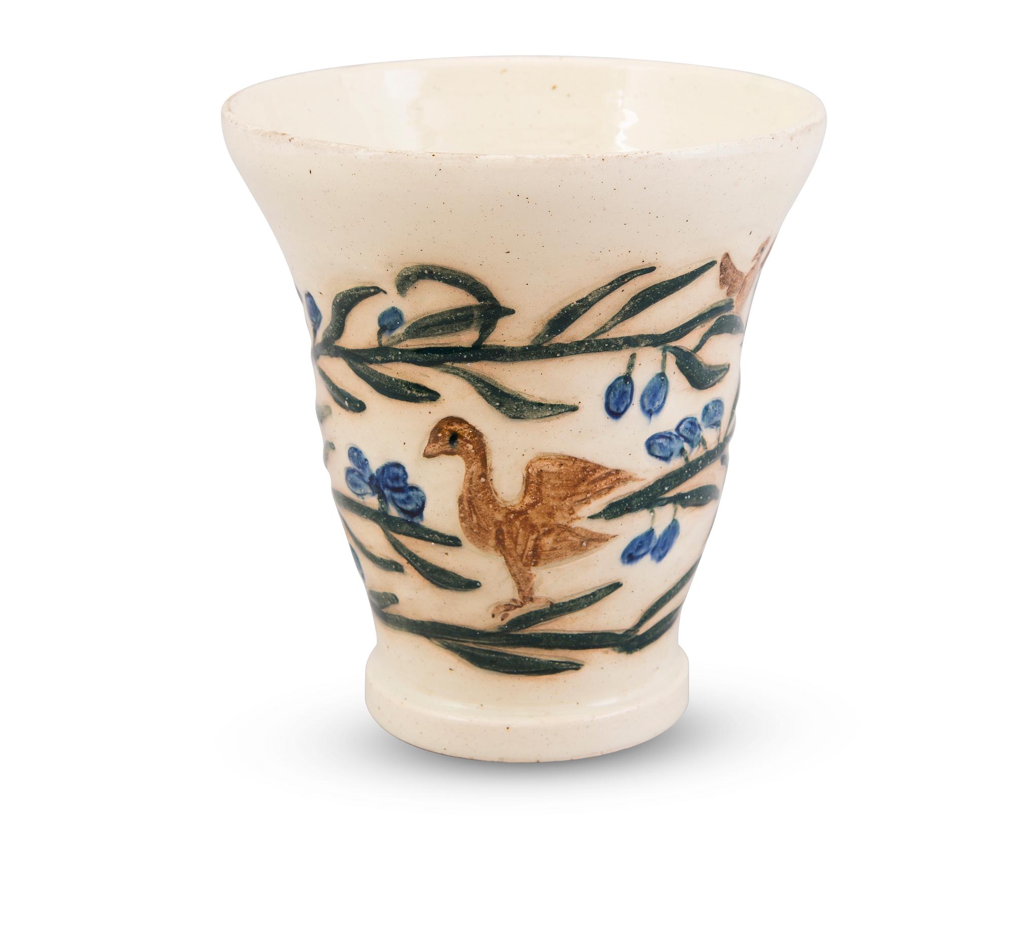 Gerda Thesleff, MALJAKKO, kivitavaraa, signeerattu GT.