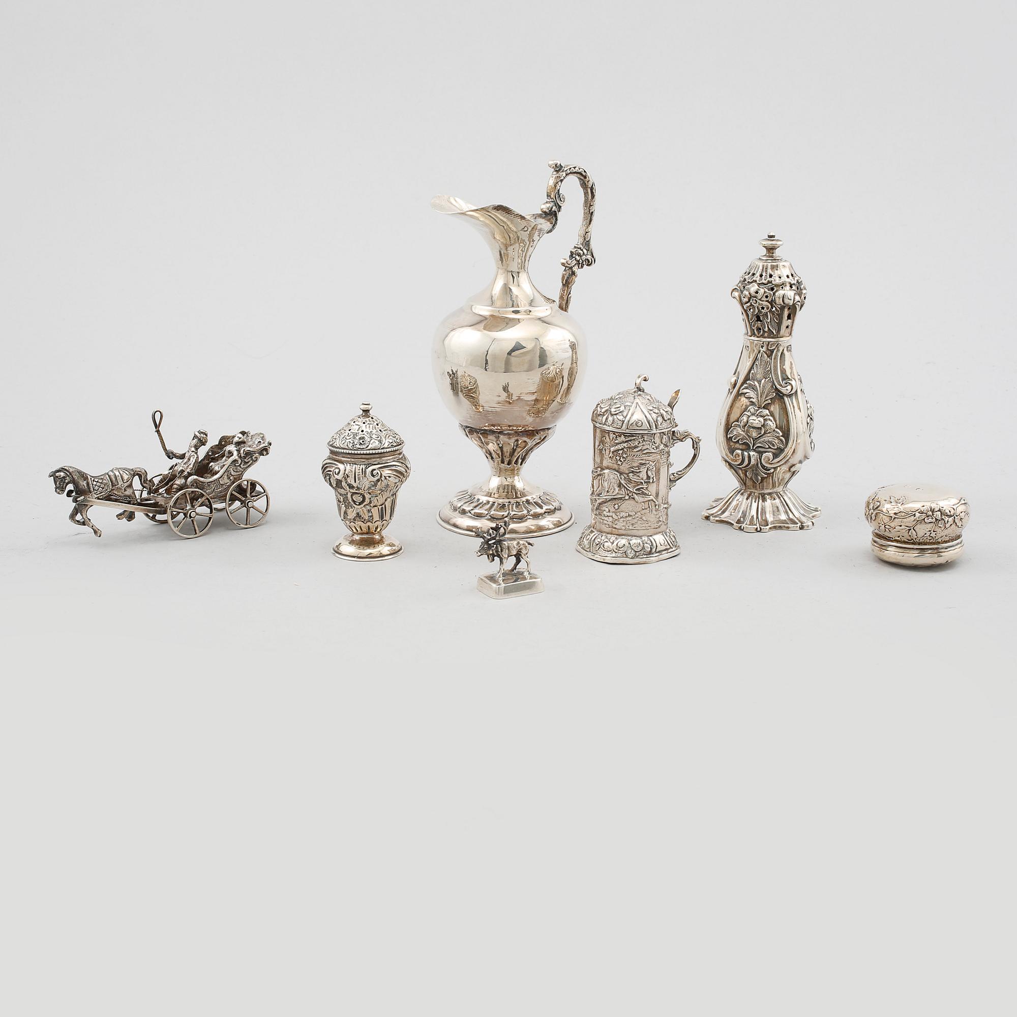 PARTI SILVER, 7 delar, bl a England, 1800-talets andra hälft och 1900-tal, vikt ca 290 g.