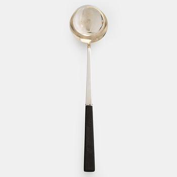 Mauno Honkanen, Sauce bowl with ladle, silver and rosewood, Tillander, Helsinki, 1958 and 1960.