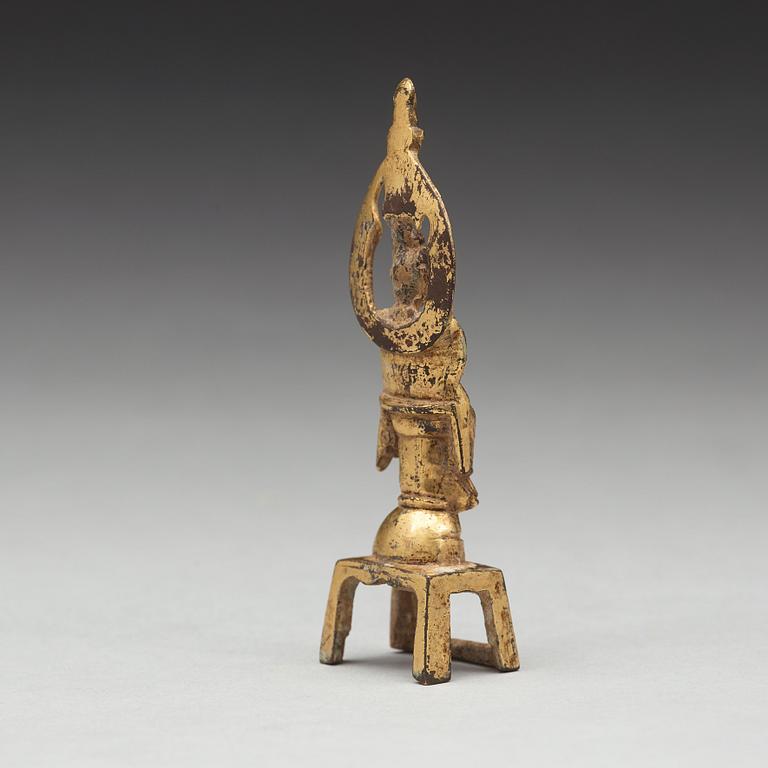 Buddha, förgylld brons. Troligen Tang dynastin (618-907).