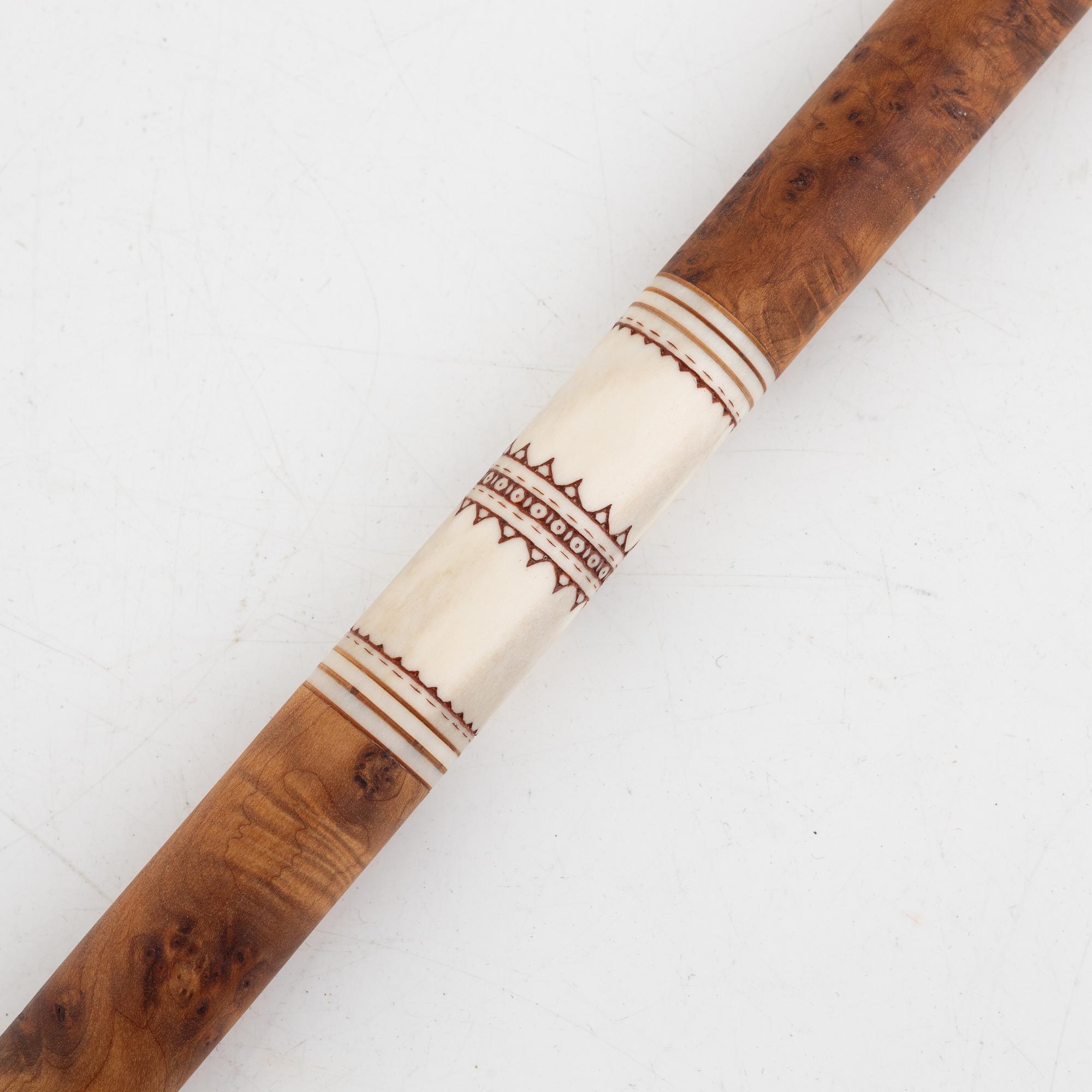 Thore Sunna, a staff, signed Thore Sunna.