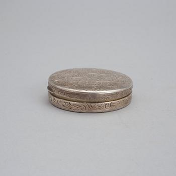 Six silver boxes including a pair of boxes by K A Anderson, Stockholm, 1927. Weigth ca 534 grams.