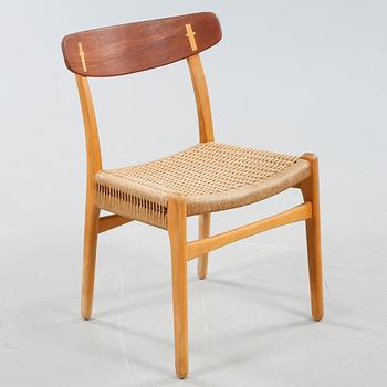 A "Spisestolen" chair by Hans J Wegner for Carl Hansen & Son, Denmark, 1900-talets andra hälft.