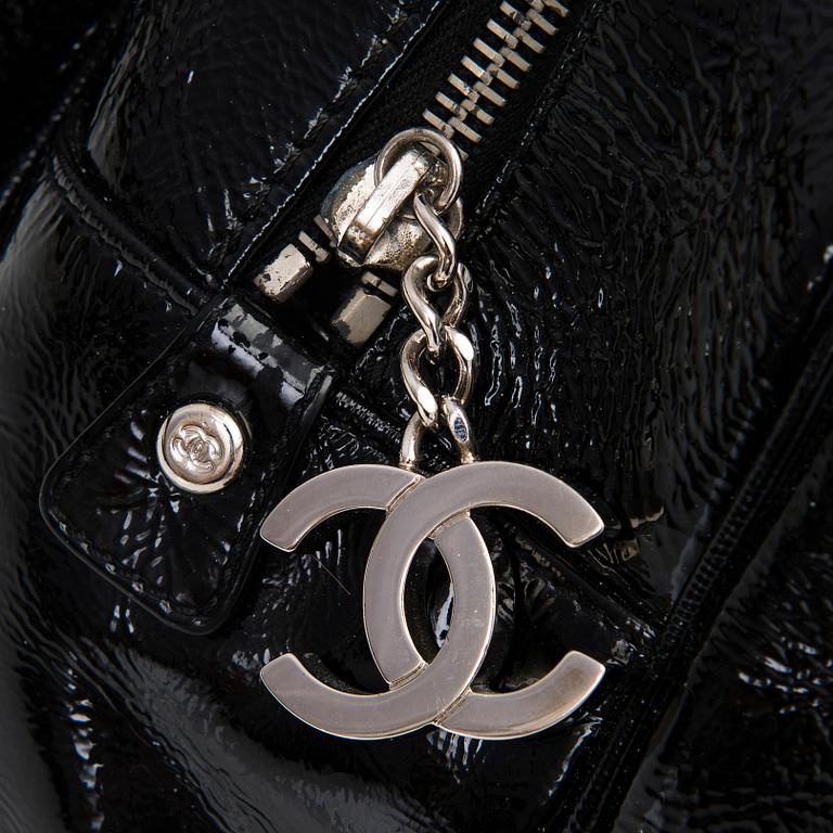 A Black Patent Leather Shopper.