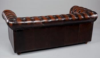 SOFFA chesterfieldmodell, Winchester Furniture, 1900-talets andra hälft.