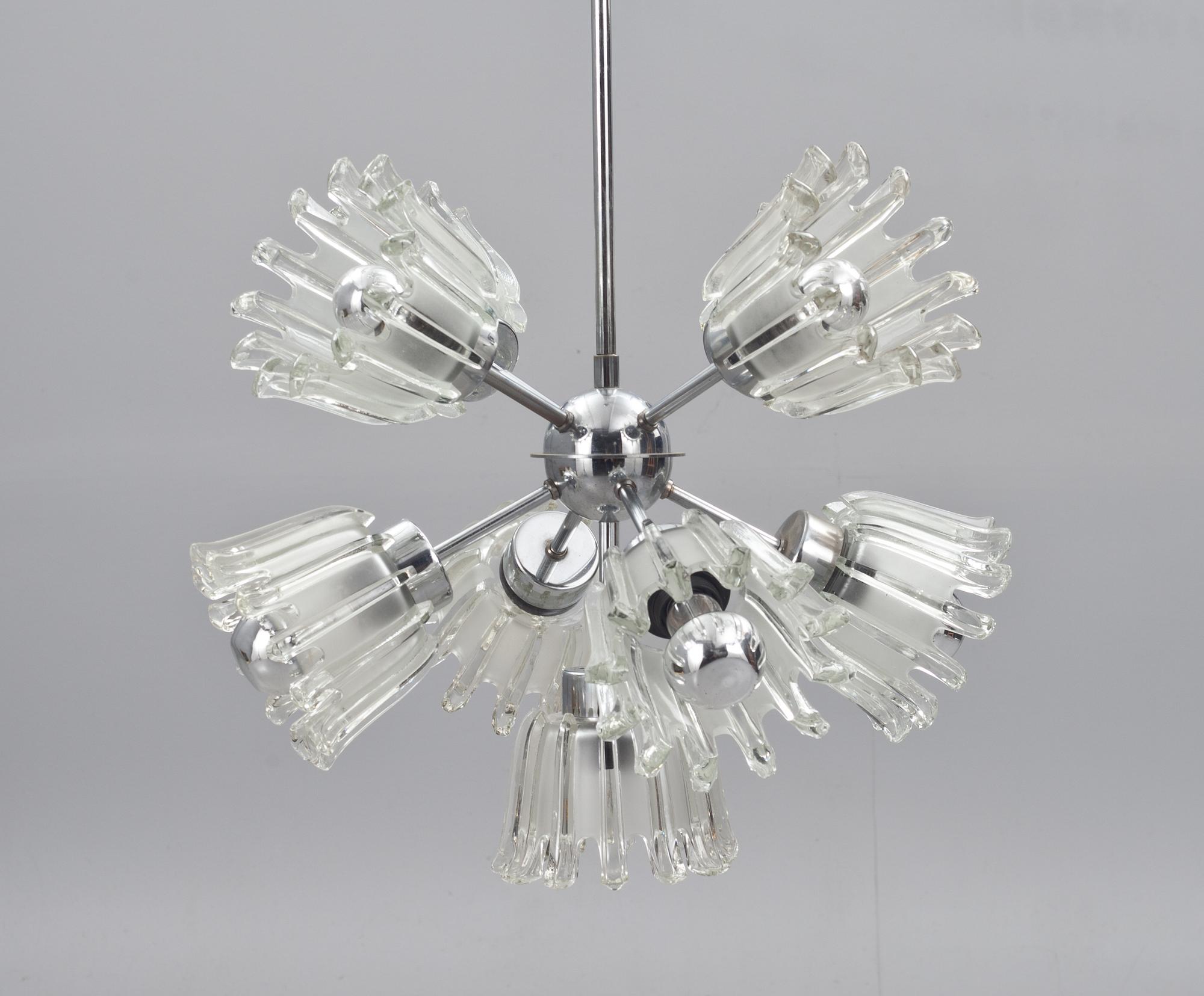 TAKLAMPA, "Sputnik", Italien 1970-tal. Höjd 95 cm.