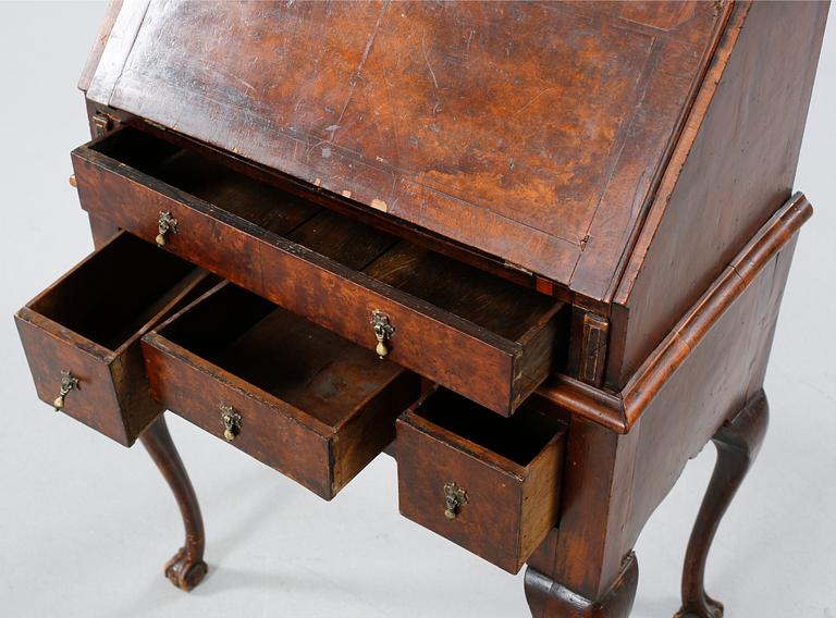 SEKRETÄR, Queen Anne, England, 1700-talets mitt.