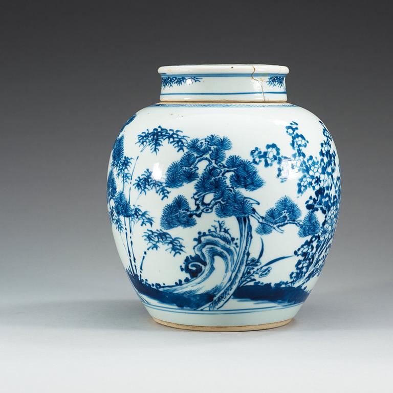 A blue and white jar, Qing dynasty, 18th Century.
