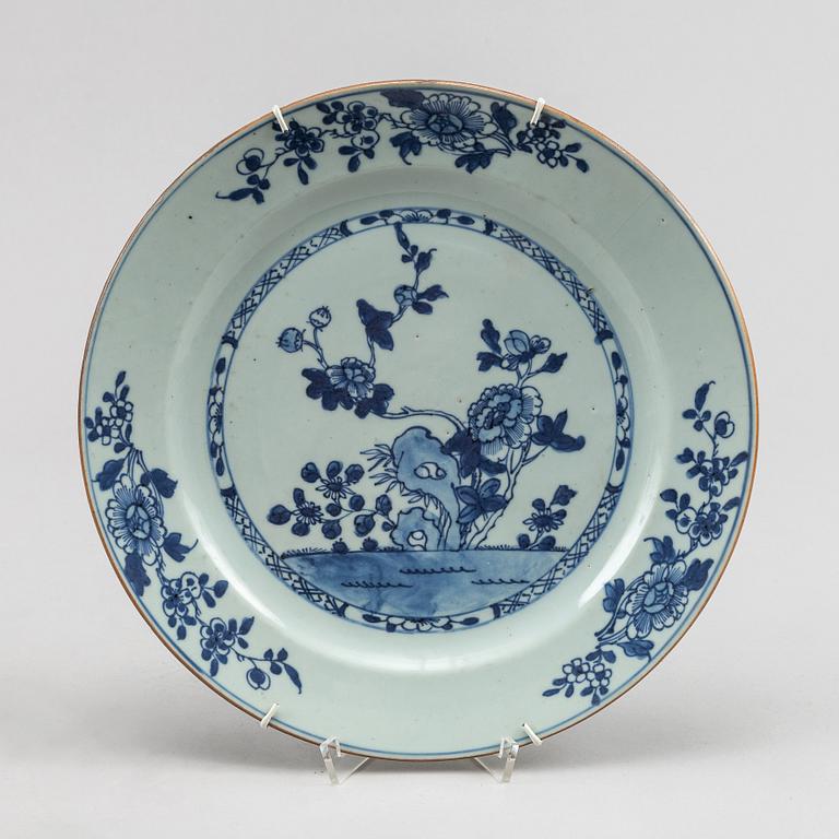 Two blue and white serving dishes, Qing dynasty, Qianlong (1736-95).