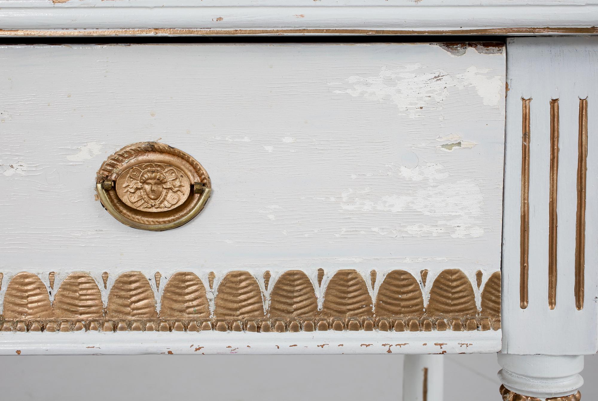 BORD. Gustavianskt provinsarbete, Forsa, Hälsingland. 1800-tal.