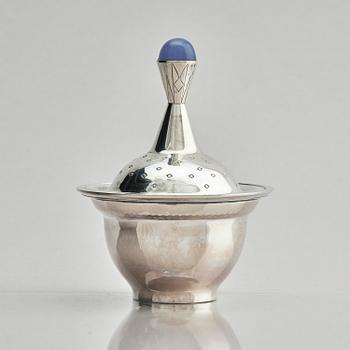 Birger Haglund, a sterling silver box with lid, Stockholm, Sweden 1952.