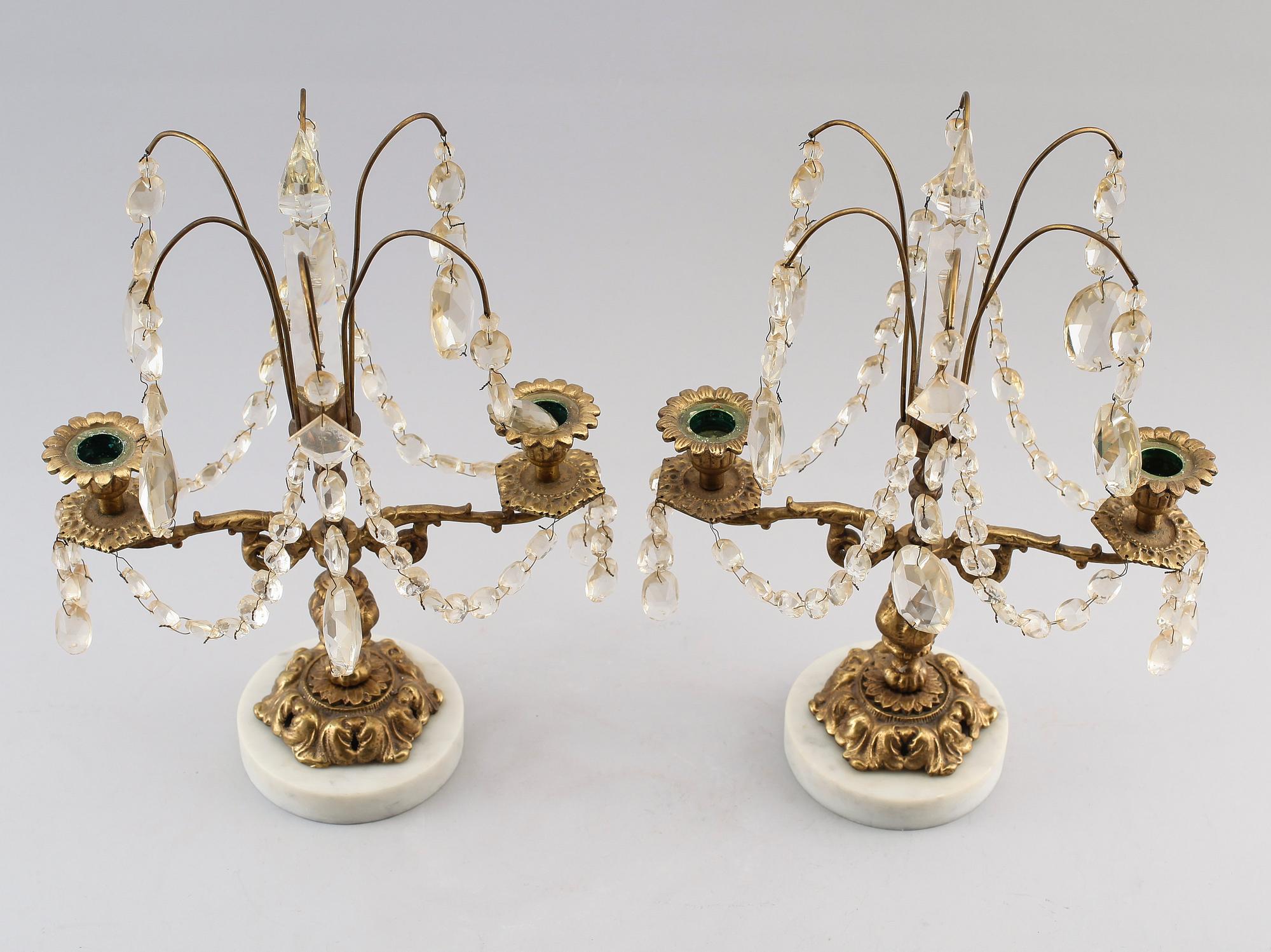 BORDSLYSTRAR, 1 par, rokokostil, 1900-talets andra hälft.