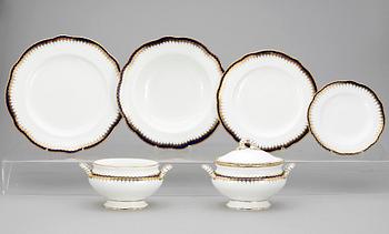 MATSERVIS, 126 delar, porslin, Coalport, England, 1900-talets första hälft.