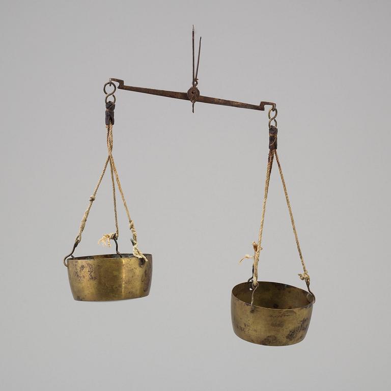 VÅG, mässing, 1800-/1900-tal.