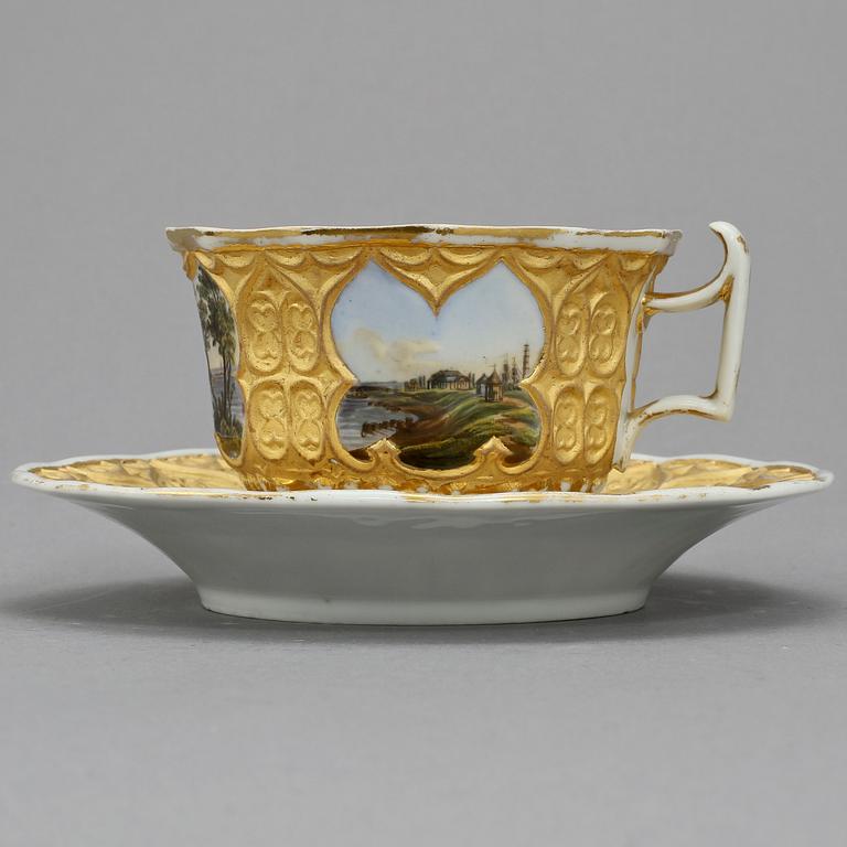 TEKOPP med FAT, porslin, Meissen, 1800-talets andra hälft.