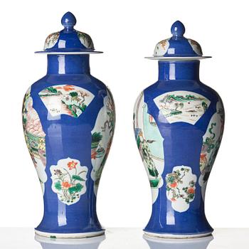 A pair of vases with covers, China 20th century.