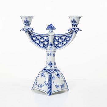 Royal Copenhagen, A candelabrum, porcelain, model no. 1169, "Musselmalet" full lace, 1969–74.