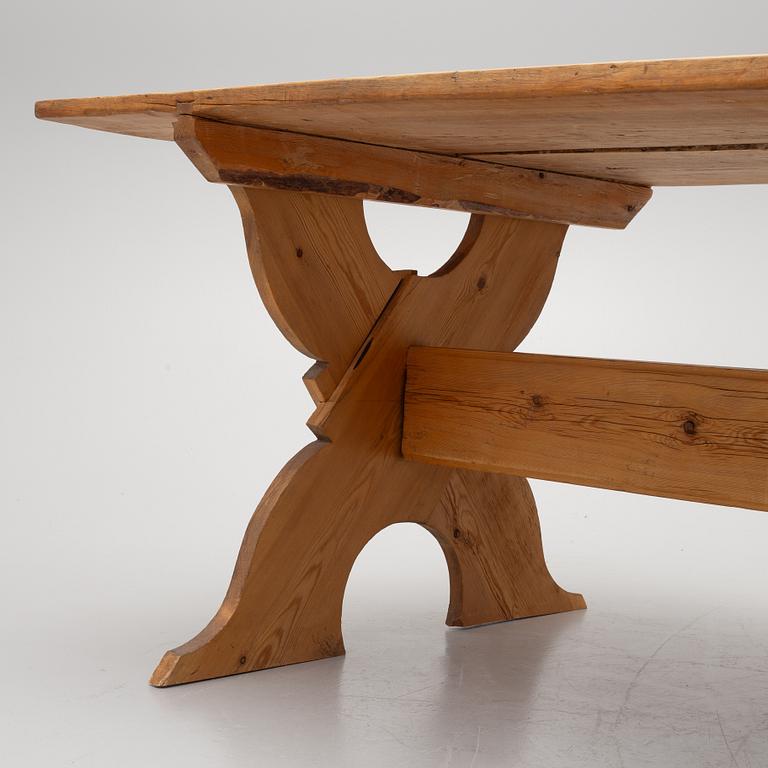 A Swedish pine table, Hälsingland, 18th-19th century.