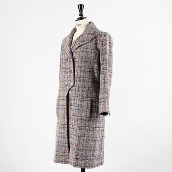 Chanel, Bouclé jacket, size Fr 40.