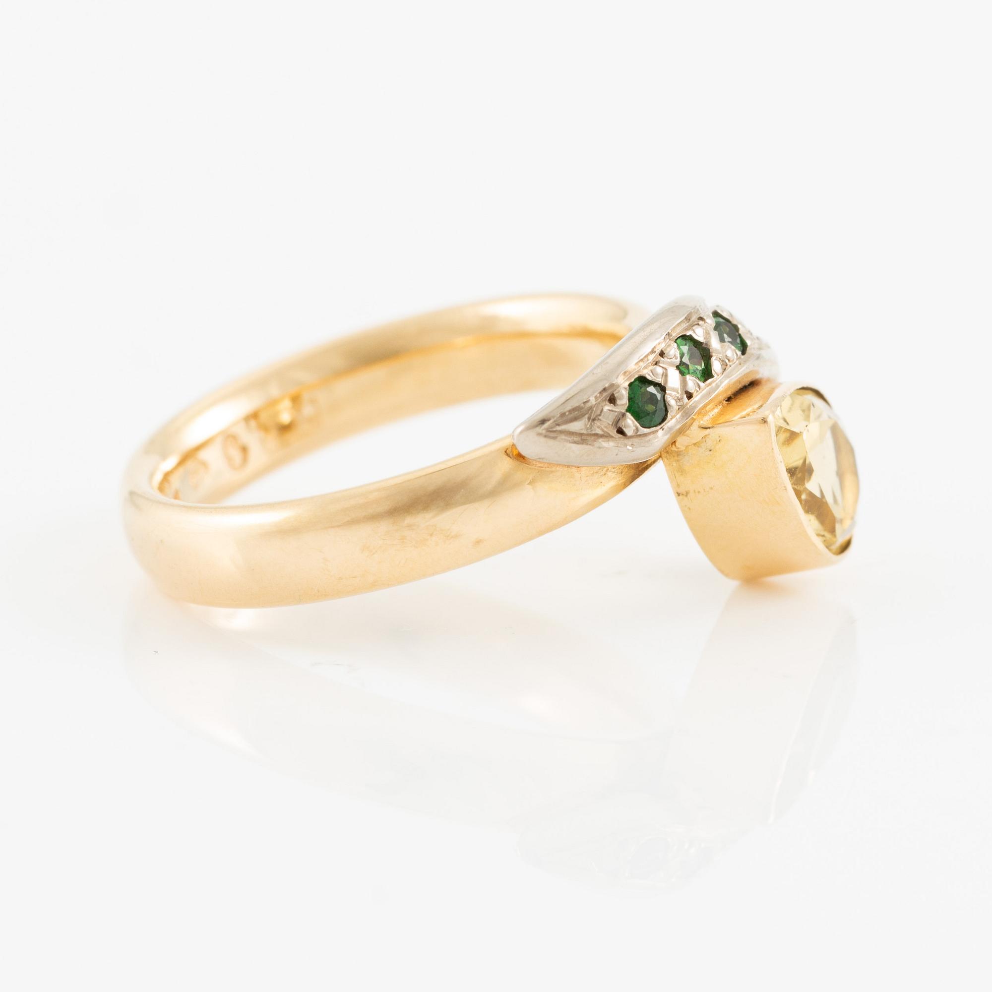 Jan-Christer Lundqvist, ring, 18K gold with yellow zoisite and green stones, Skövde 1999.