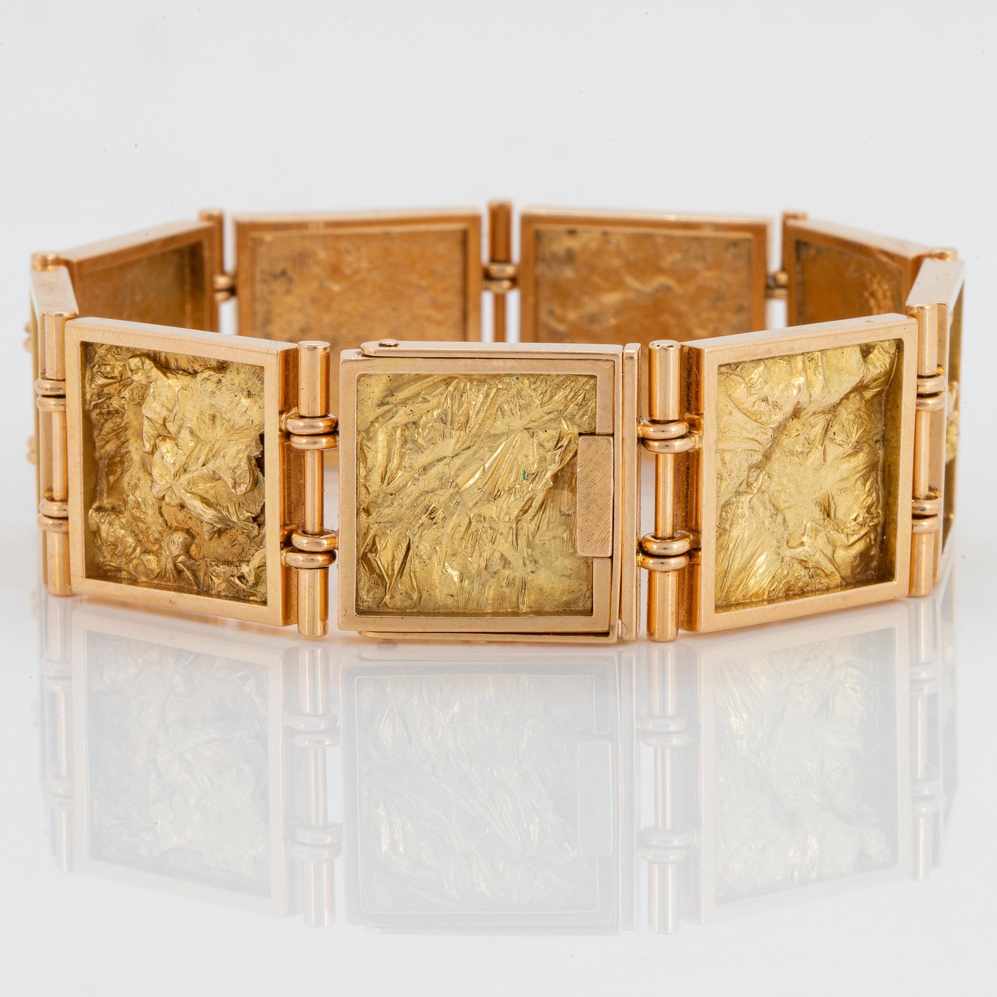 Rey Urban, an 18k red gold bracelet, Stockholm 1967.