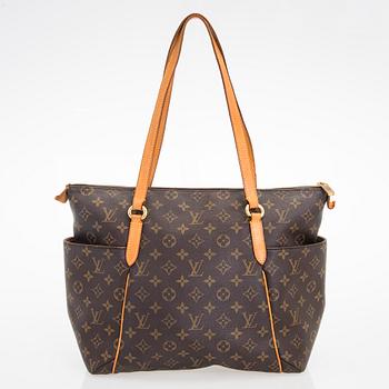 Louis Vuitton, a Monogram Canvas 'Totally MM' bag.