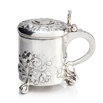 174. A Danish silver tankard, mark of Anders Jensen Scheel, Nykøbing (active 1677-1706).