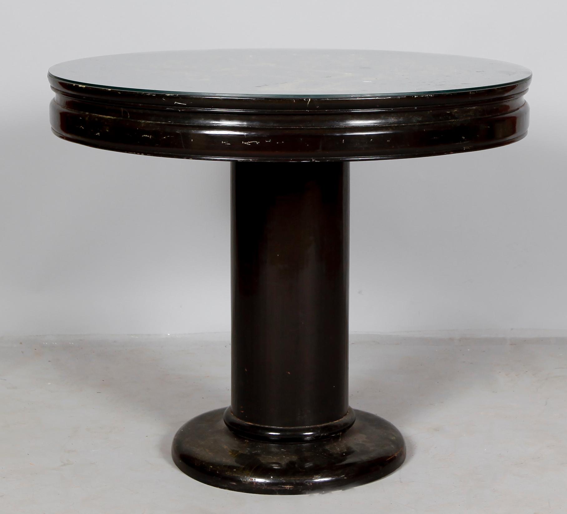 BORD, orientalisk stil, 1900-talets första hälft.