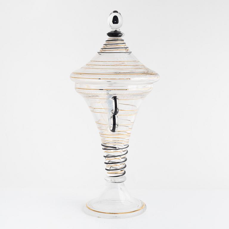 Monica Backström, glaspokal, Kosta Boda, numrerad 1/25.