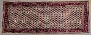 MATTA, old, ull. Ca 206x80 cm.