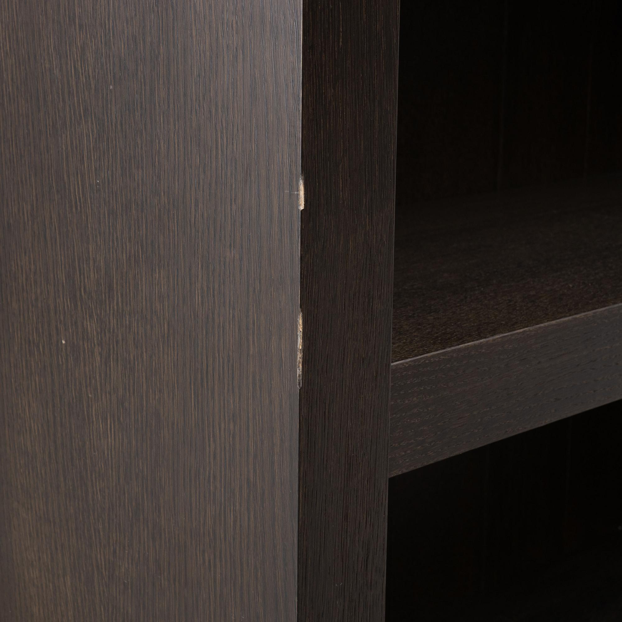 A pair of book cases, Slettvoll.