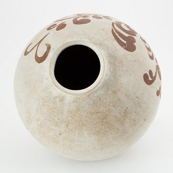 Lee Hyun-Gyueng a stoneware 'Moon jar', Korea, 1950s.