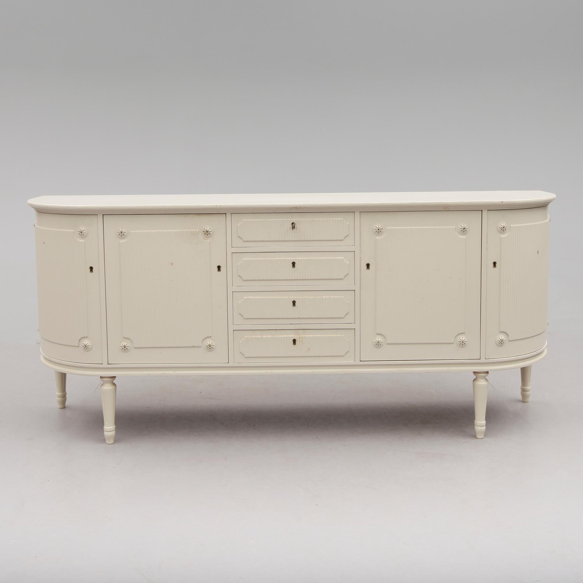 SIDEBOARD, gustaviansk stil, 1900-talets andra hälft.