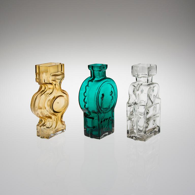 HELENA TYNELL, FLASKOR, 3 st samt VAS, glas, 1960-70-tal.