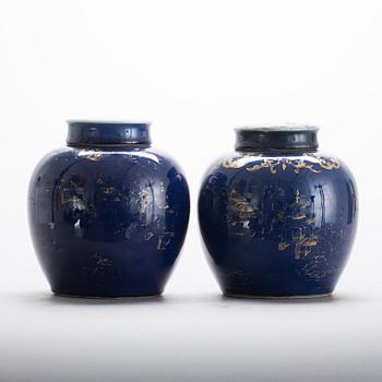 BOJANER, ett par, Kina, Qianlong (1736-1795), porslin.