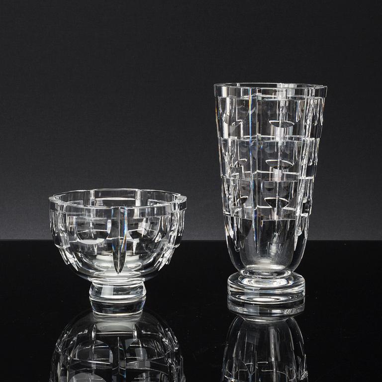 SIMON GATE, vase and bowl, "Tusen Fönster", Orrefors.
