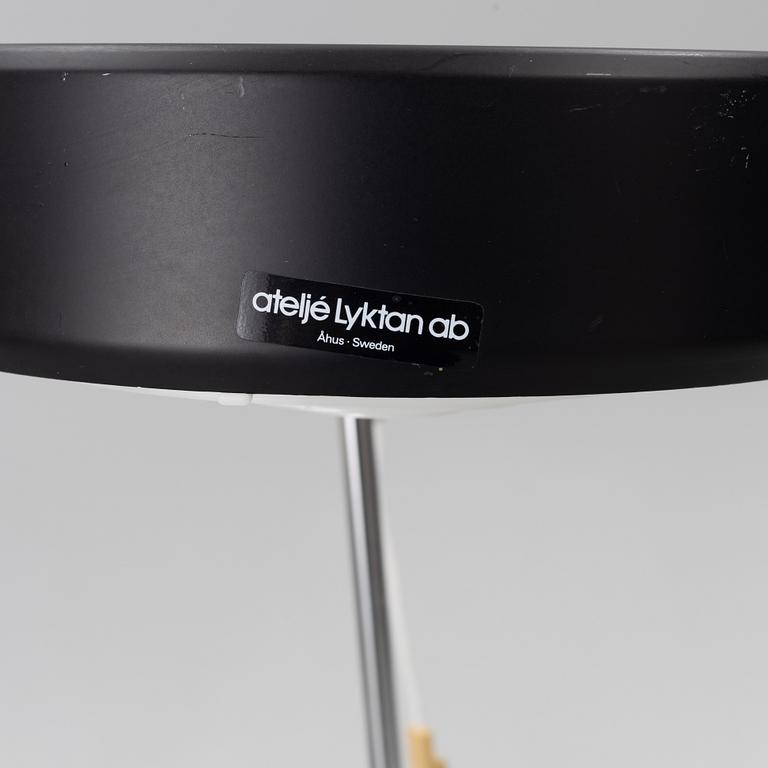 Anders Pehrson, floor lamp, model 591, "Simris/Olympia", Ateljé Lyktan, Åhus.