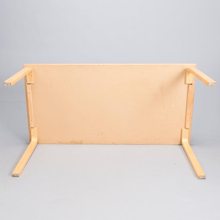 ALVAR AALTO, a late 20th century  '81A', table for Artek.