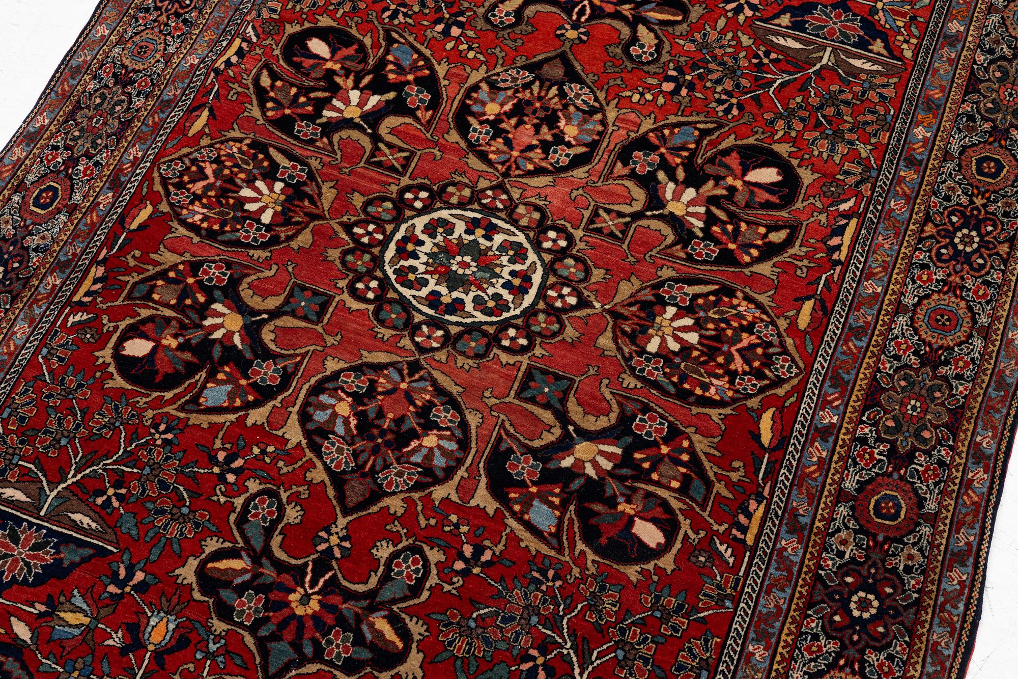 Matta, Keshan, ca 190 x 130 cm.