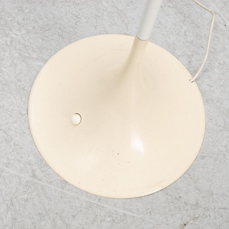 Verner Panton, golvlampa, "Panthella", Louis Poulsen, Danmark, 1900-talets andra hälft.
