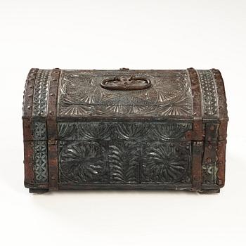 A Swedish carved baroque chest, 17th / early 18th century.