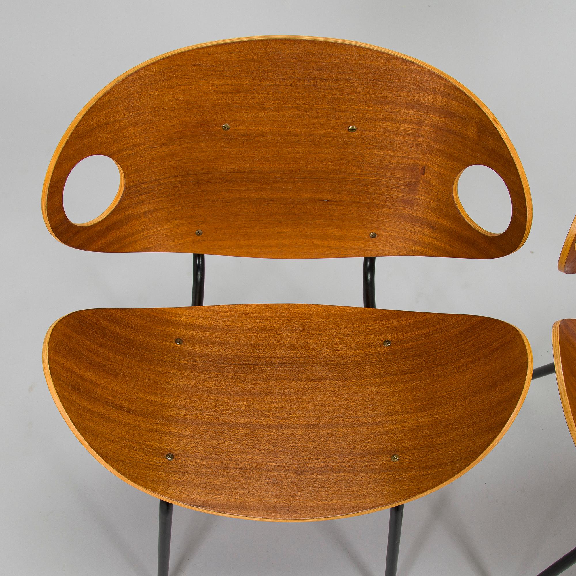 Olof Kettunen, a pair of mid-20th century 'Ulla' chairs for Merivaara.