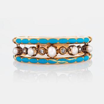1116. A Labitte Frères bracelet in 18K guld with enamel set with rose-cut diamonds and pearls.