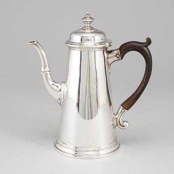 An English 18th century silver coffee-pot, mark of Edward Feline, London 1733.