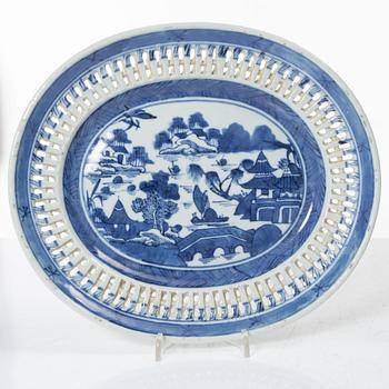 Gallerskål med fat, kompaniporslin, Kina, Qingdynastin, 1800-tal.